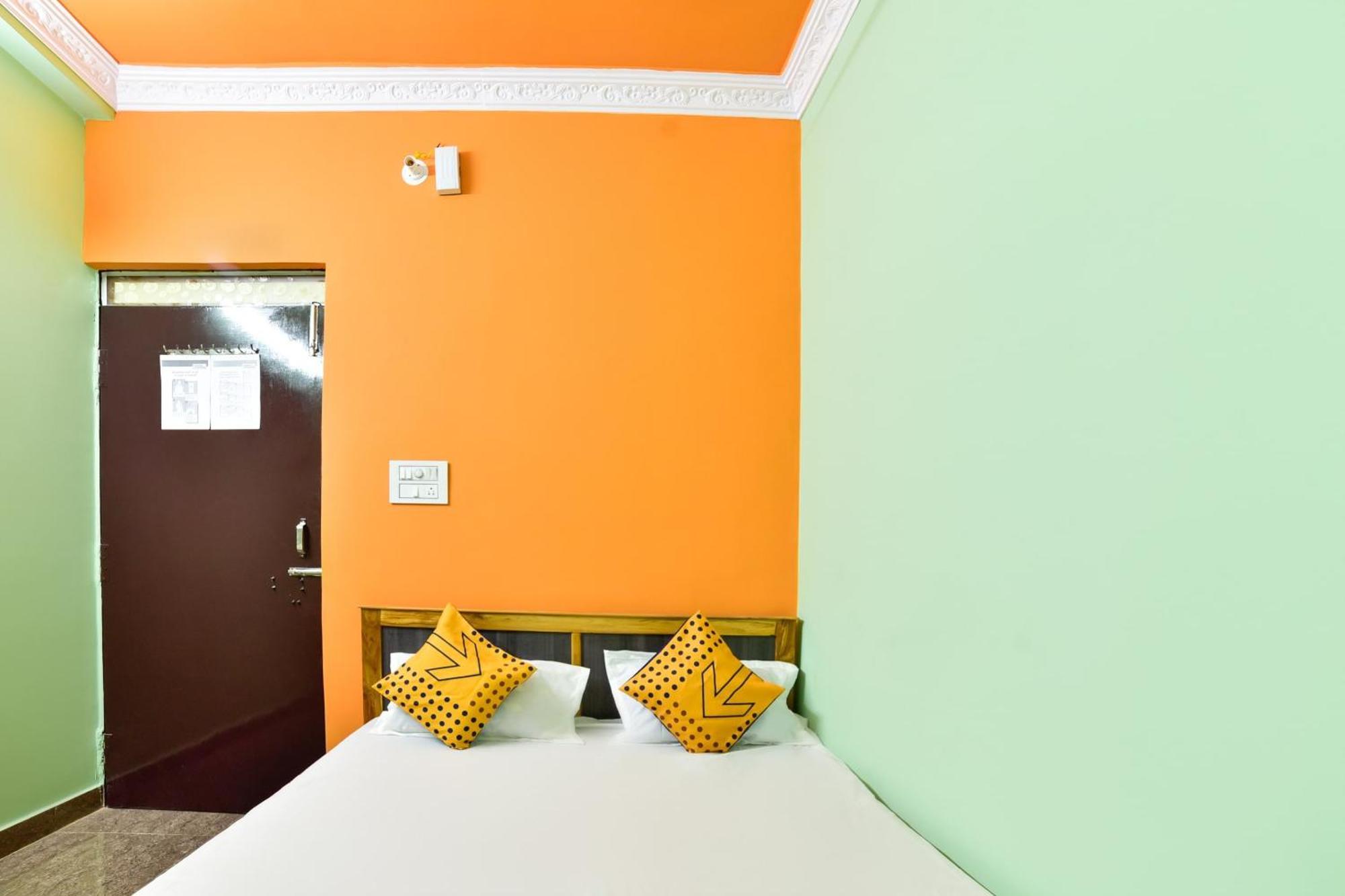 Spot On Devlok Guest House Patna  Exteriér fotografie