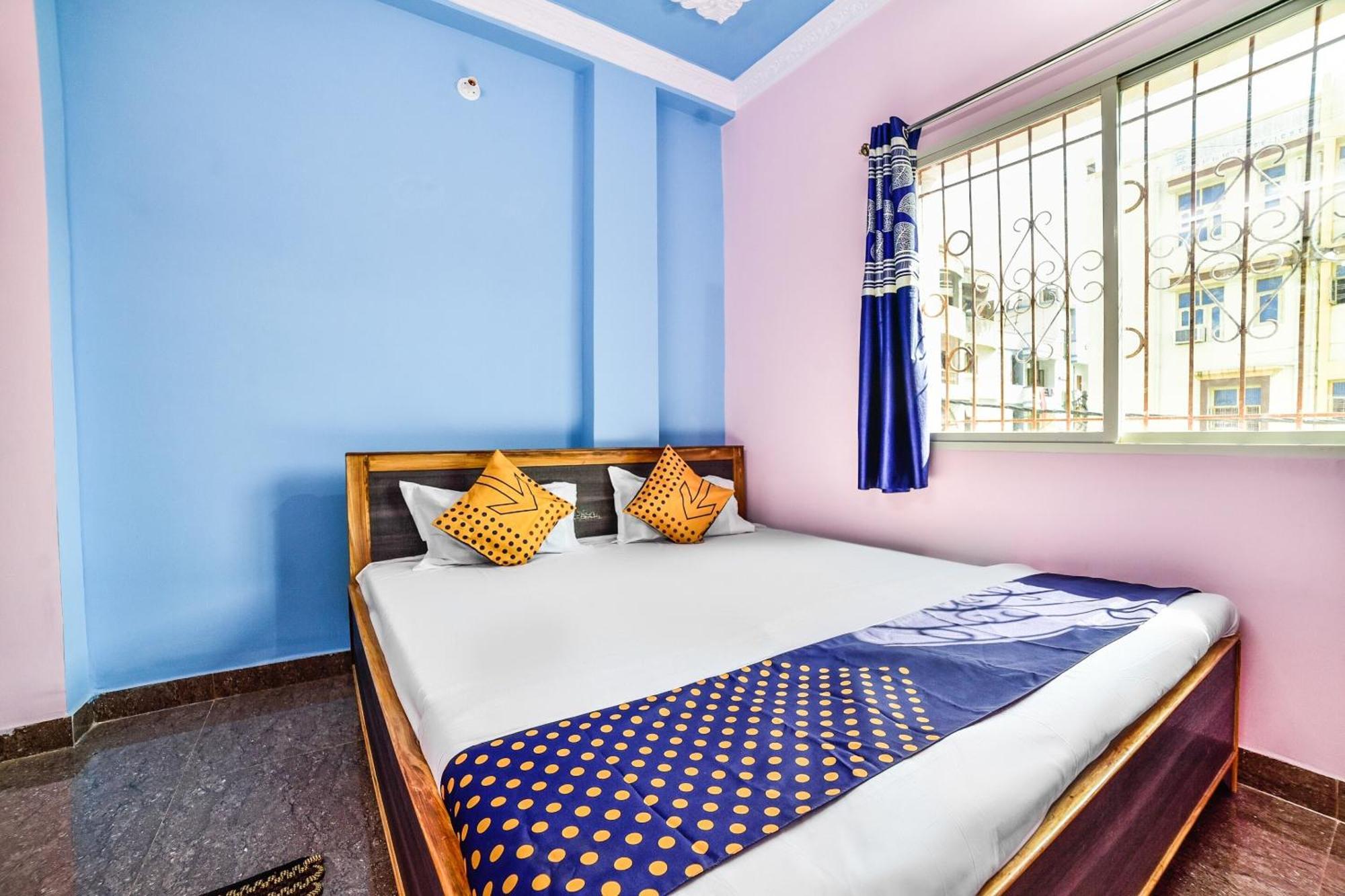 Spot On Devlok Guest House Patna  Exteriér fotografie